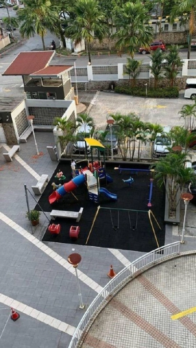 ROSVILLA CONDO MONT KIARA