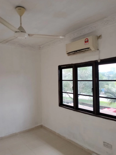 | RUMAH PANGSA NILAM SARI, SEKSYEN 7 | FLAT |