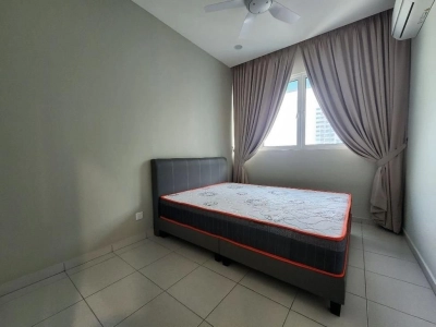 I-Santorini Tanjung tokong High Floor Furnished & Renovated 2 car park
