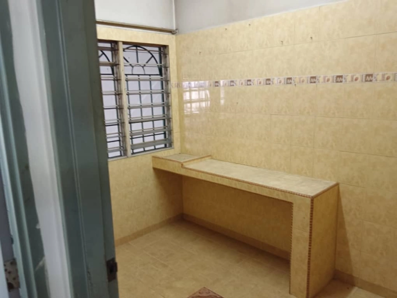 Taman Mastiara , Jalan Ipoh - 2sty House