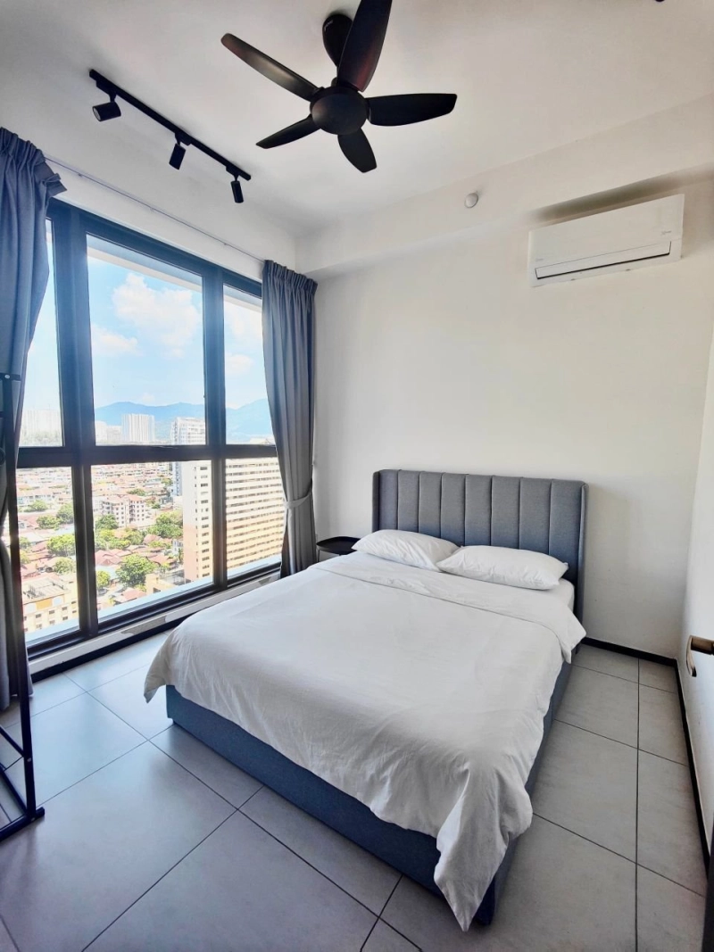 Urban Suites Jelutong 2 Car Park 836sf Furnished & Renovated