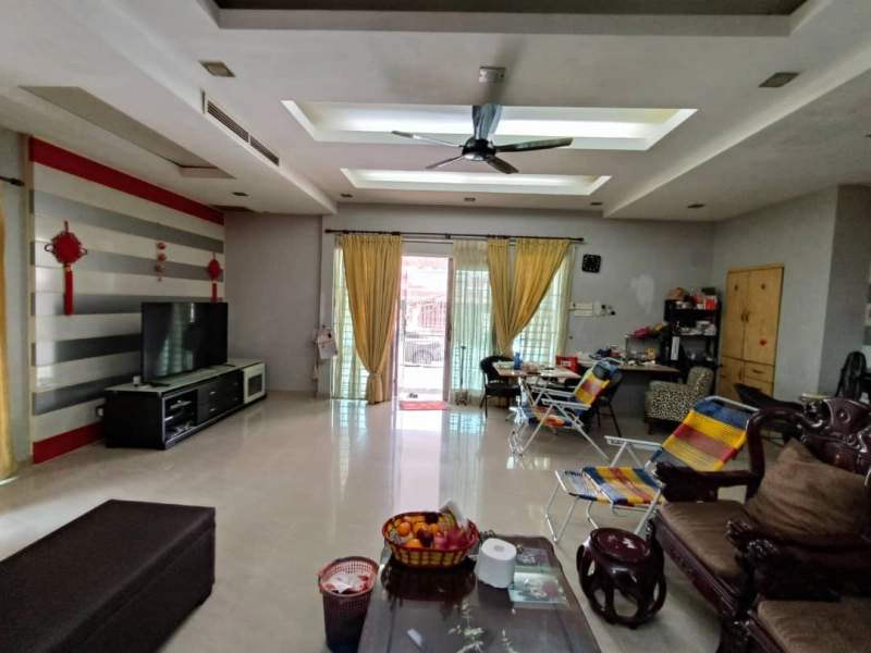 2 STOREY TAMAN PRIMA IMPIAN SEGAMBU, Actual, END LOT, Fully Renovated, Low Deposit