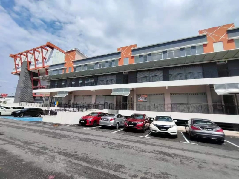 ONE KESAS, TAMAN PENDAMAR KLANG | GROUND FLOOR SHOP |