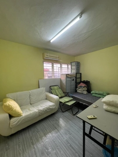 3 Storey TAMAN DAYA Kepong, Actual, RENOVATED, Well Keep, Low Deposit