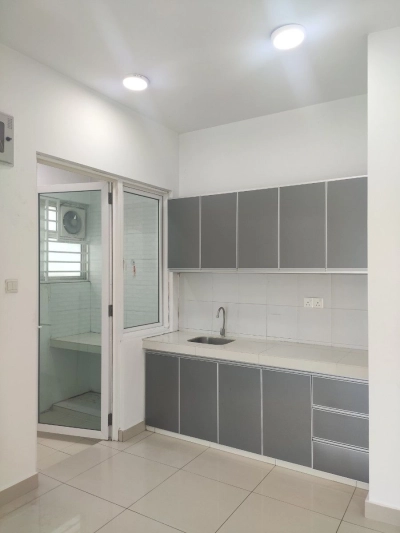 Great Value For Money. Sentul Village 948sf 2parking Partly Furnished w Kitchen Cabinet & 2 x AC