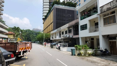Jalan Talalla Heritage Home (Behind Mirama Hotel)