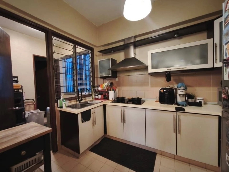 Studio Unit For Rent At Prima  saujana Apartment @ Taman Wangsa Permai, Kepong