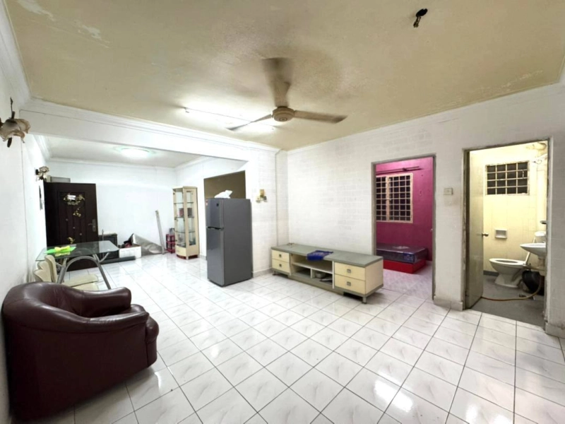 SAUJANA APARTMENT DAMANSARA DAMAI