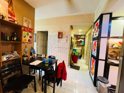 Taman Seri Sari (Sunshine Garden) Block 20 Relau Good conditions