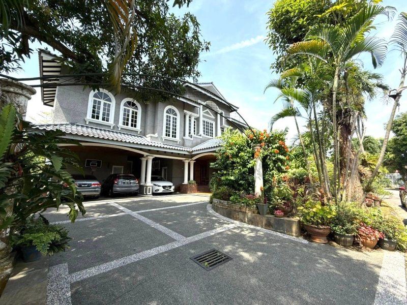 SAUJANA RESORTS U2 BUNGALOW SHAH ALAM