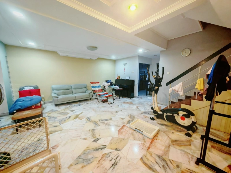 Bandar Menjalara - 2sty House