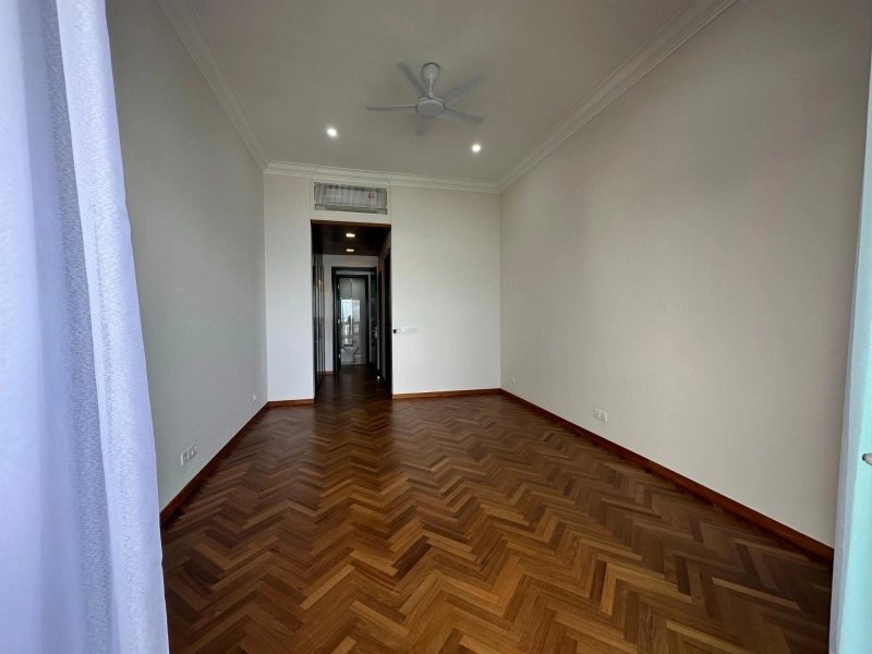 The Suite @ Waterside (Straits Quay)