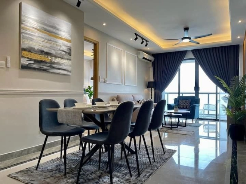 Master Room At R&F Primcess Cove, JB