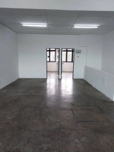 🏢 [FOR RENT] 1st Floor Shop Office @ Taman Merak Jaya, Simpang Ampat