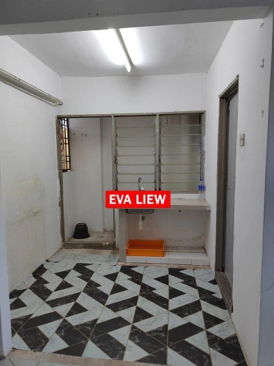 Krystal Heights Greenlane Corner unit 1 Fixed Car Park Nice view