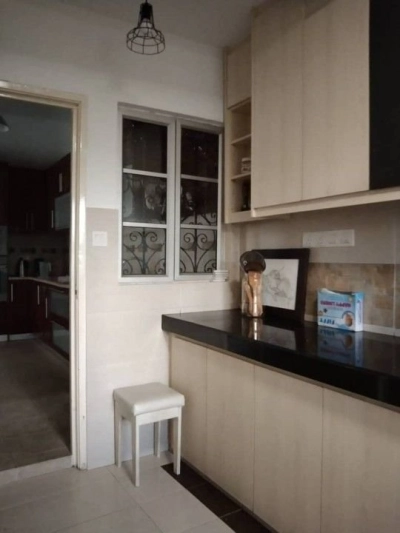 HOUSE, 2 stys with 10 ft land, Jln PJU 1A, Ara Damansara, 47301 Petaling Jaya, Selangor