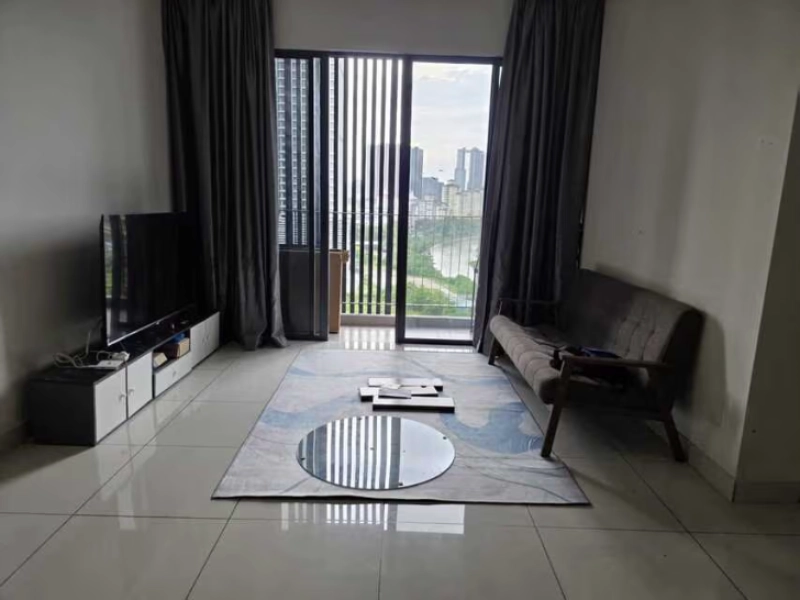Master bedroom and private bathroom @  Millerz Square, Old Klang Road