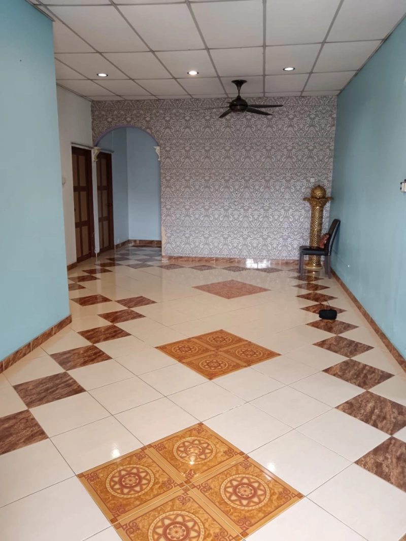 JOHOR BAHARU || KAMPUNG BARU SRI AMAN || BANGLO SETINGKAT || 58' X 90' || 5191 SQFT || BUMI LOT || LEASEHOLD || RM510,000 || (*sp2509-0074)