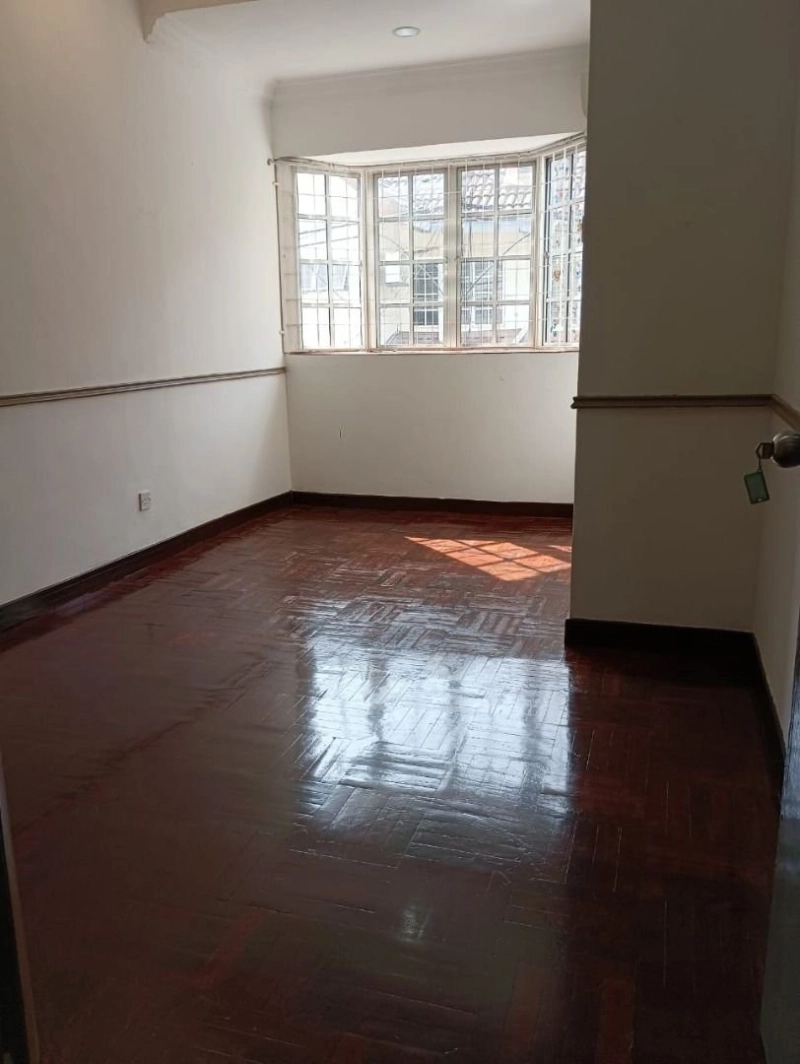 SD10, Bandar Sri Damansara - 1.5sty House