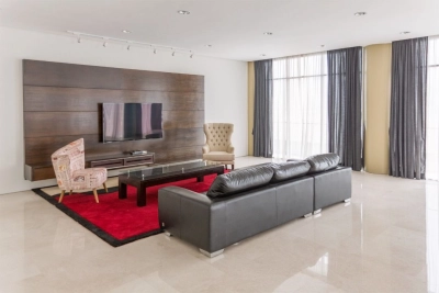 8 Gurney The Shore Condominium Furnished & Renovated 5800sf