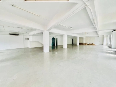 For Rent - Corner Lot 3 Storey Shoplot, Taipan Business Centre, Subang Jaya