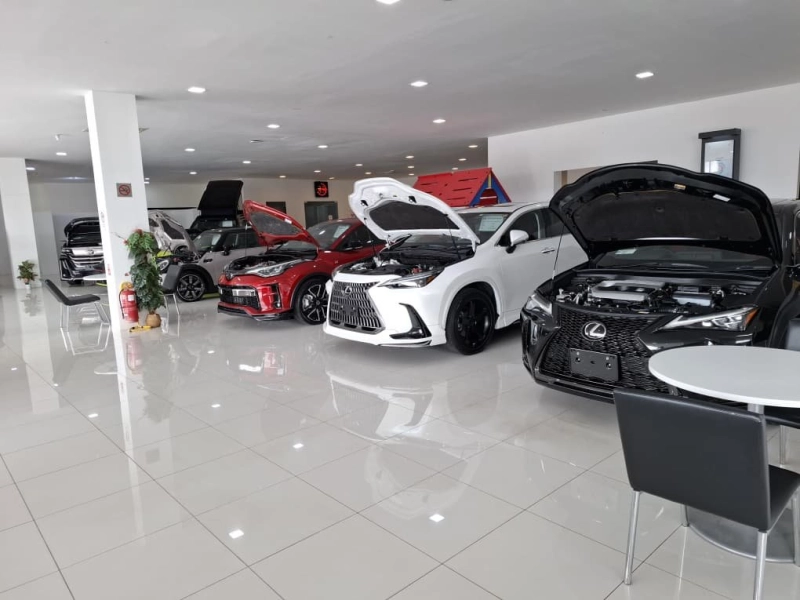 Recond Car Commercial Lot Showroom For Rent PJS Oldtown, Petaling Jaya