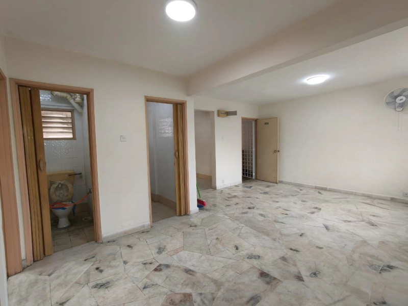 PANGSAPURI KIAMBANG Taman Bukit Subang, Actual, Level 2, Corner Lot, 100% FULL LOAN