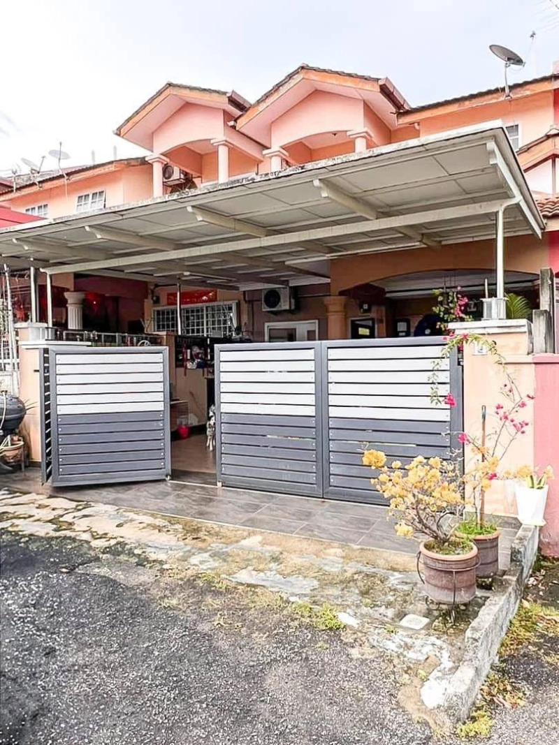 Double Storey Terrace Taman Kekwa 1 Seremban Partly Furnished