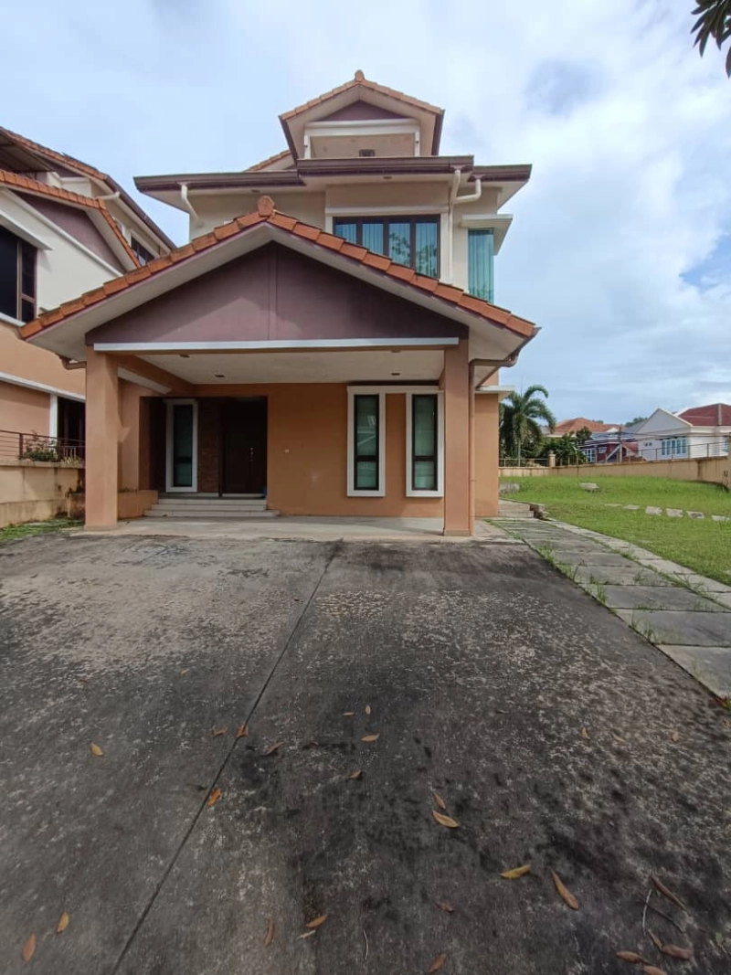 BUKIT RAHMAN PUTRA SUNGAI BULOH BUNGALOW