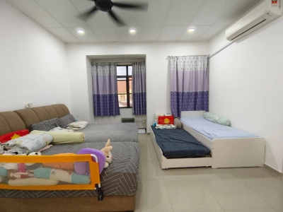 Damansara Damai double storey link house for sale