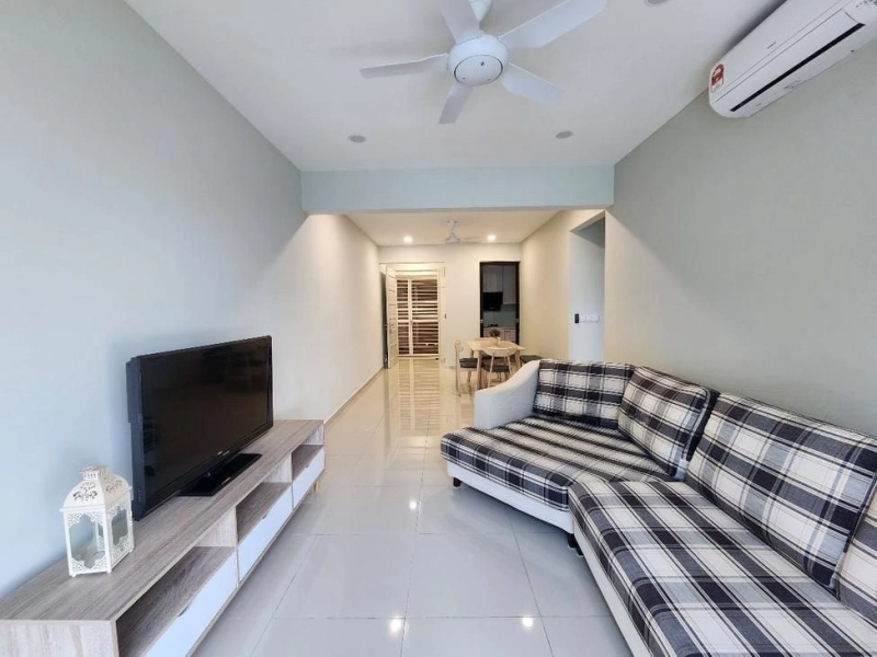 I-Santorini Tanjung tokong High Floor Furnished & Renovated 2 car park