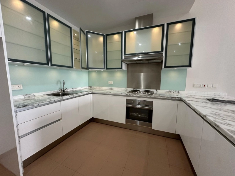 The Suite @ Waterside (Straits Quay)