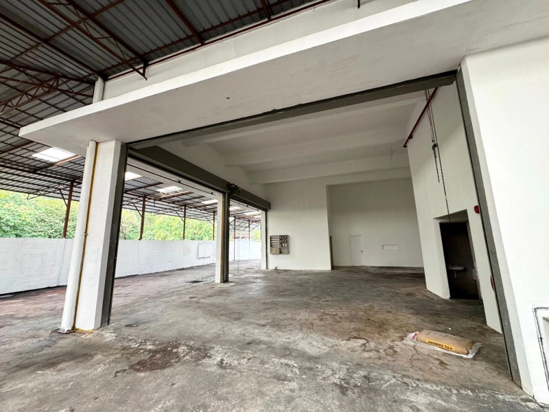 3 Storey Corner Semi-D Factory Perindustrian Tekno, Bukit Jelutong, Shah Alam