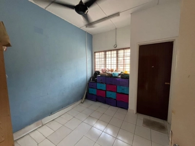 Renovated & Extended-2 storey house-Bandar Puteri @ Klang-Sale below bank value Rm151k
