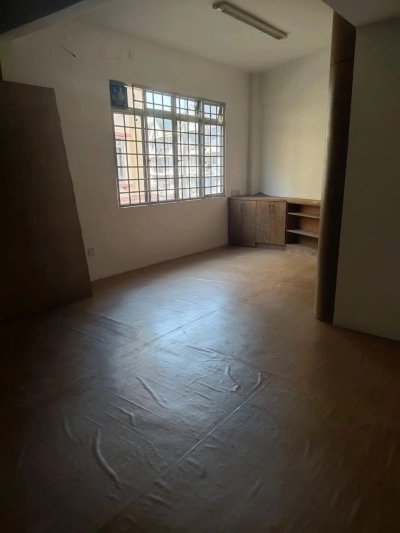 Taman Pusat Kepong Shop Aparment - CORNER