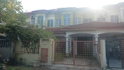 2 storey house-Bandar Puteri @ Klang-Sale below bank value Rm65k