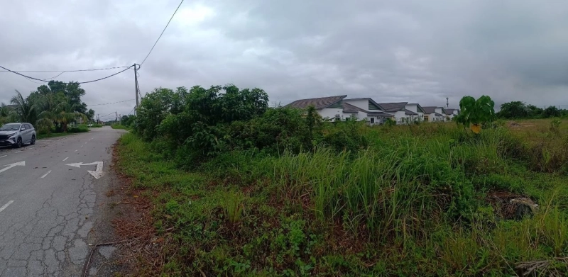 LABU LANJUT SEPANG BANGLO LOT