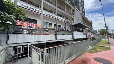 3 unit Shoplot Emira Residence Seksyen 13  Shah Alam