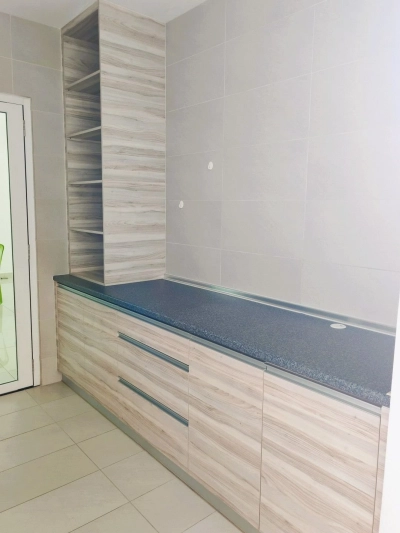 Setia Pinnacle, Sungai Ara. Partially Furnished with Refreshing Hillview