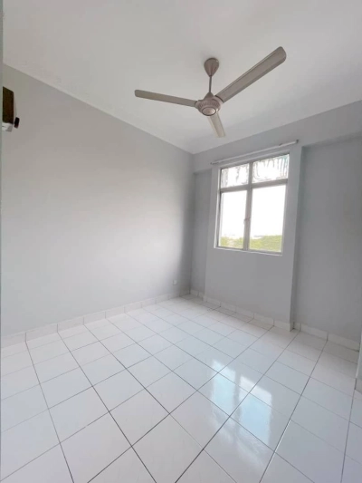 TASIK HEIGHT APARTMENT BANDAR TASIK SELATAN