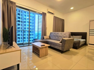 Cybersquare Apex Tower 1Bed 1 seating room with bathroom