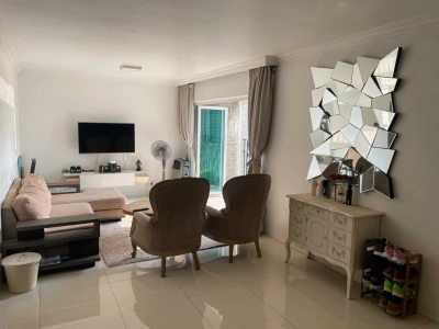 1 bedroom and private bathroom @ M Condominium