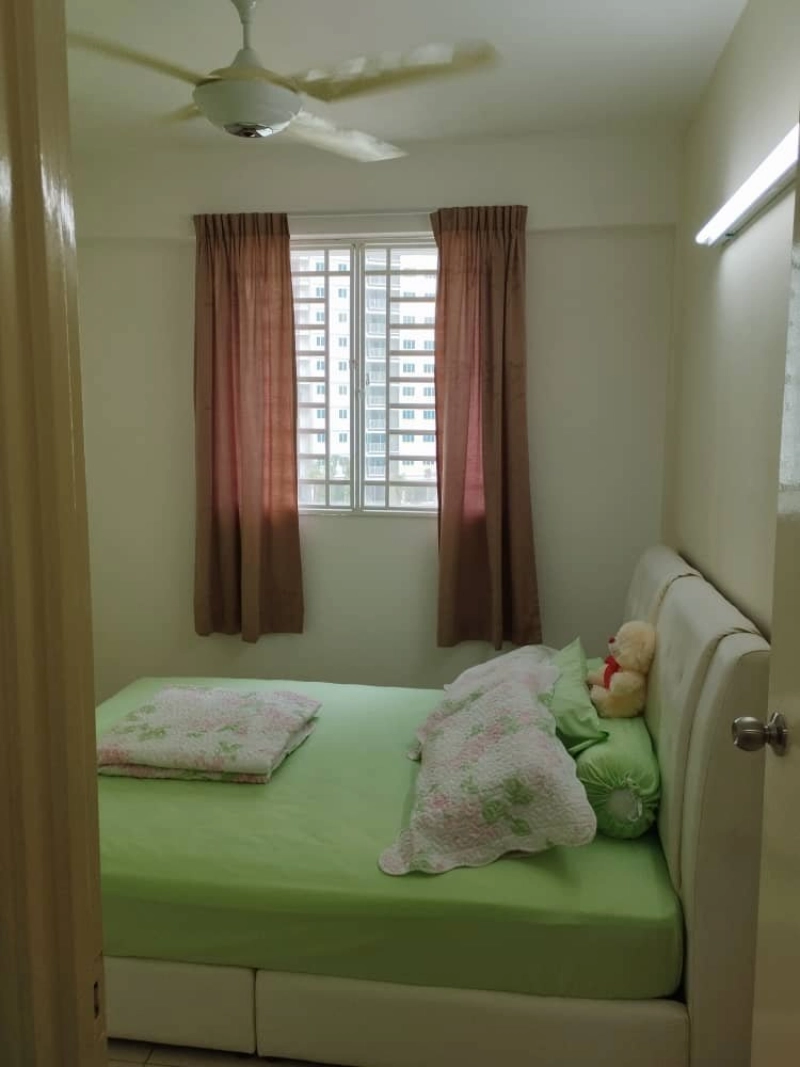 Centrio Avenue Gelugor Middle Floor Renovated & Furnished