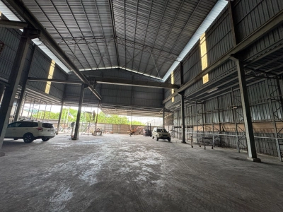 1.5 Storey WAREHOUSE TAMAN GARING UTAMA Rawang, Actual, Low Deposit