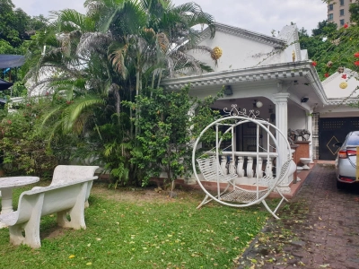 Taman Kaya, Jalan Ipoh -  1.5sty Bungalow
