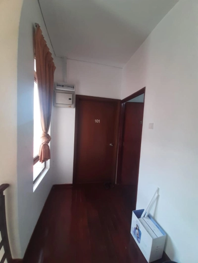 Room 102 RM700 @ Glenmarie Cove, Port Klang - Ready 15/4