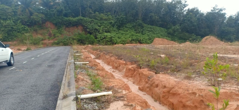 LABU LANJUT SEPANG BANGLO LOT