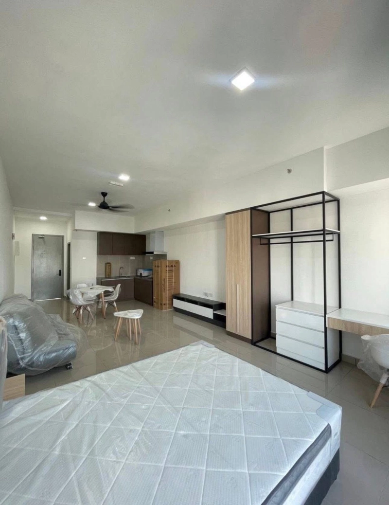 Studio unit @ Millerz Square Tower C