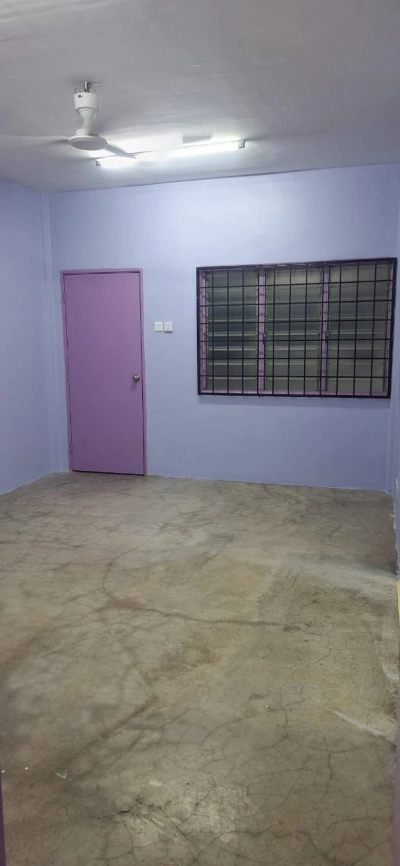 | PANGSAPURI ARISTA, BANDAR PARKLANDS | WALK UP APARTMENT |