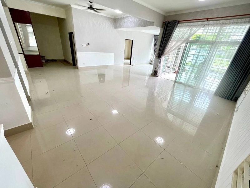 SEMI D Double Storey Subang Alam Seksyen 27 Shah Alam Selangor